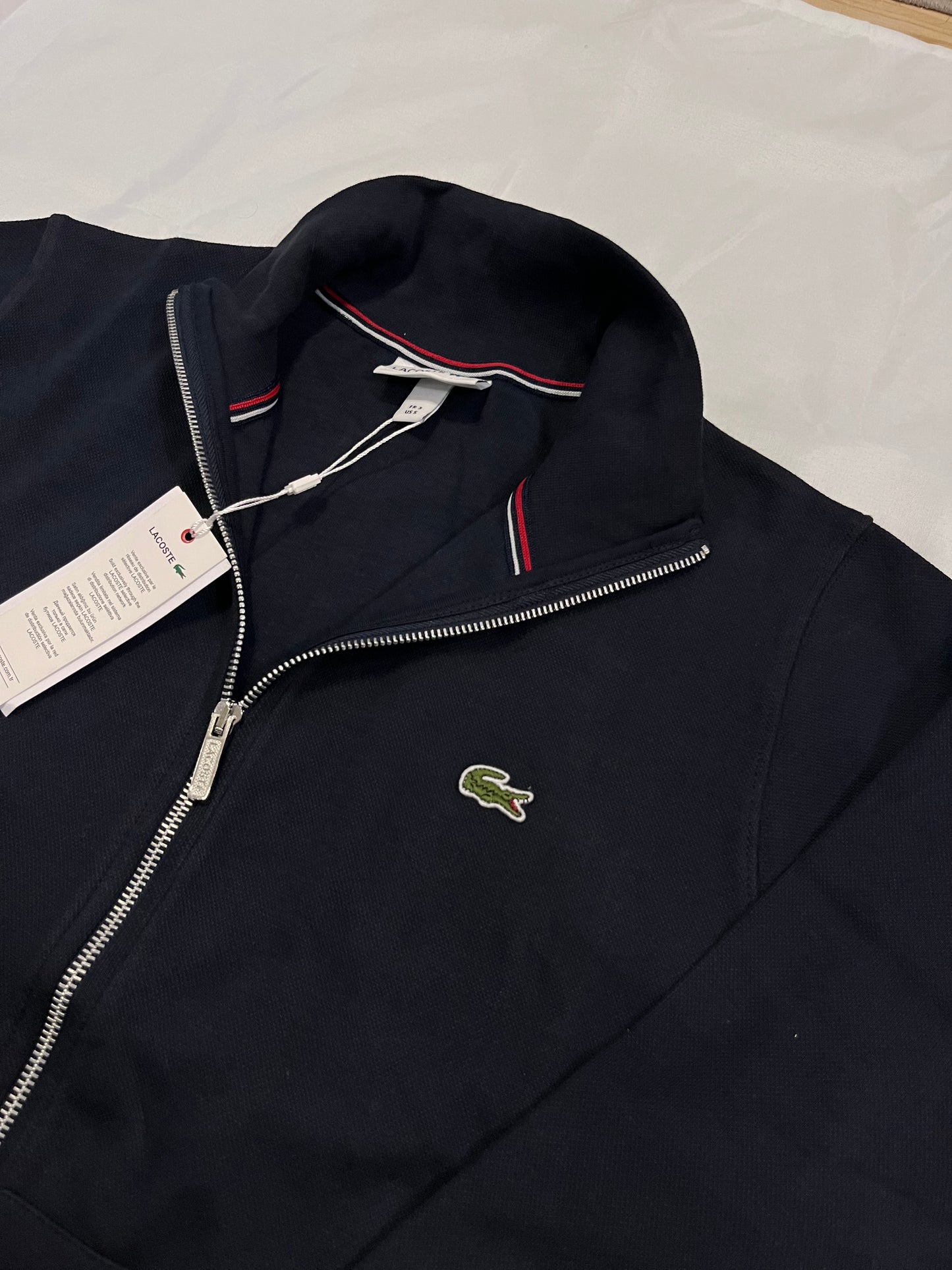 Lacoste zip